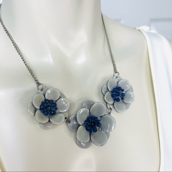 FLORAL ENAMEL NECKLACE silver GREY BLUE retro vintage UNIQUE dressy to casual - Picture 3 of 8
